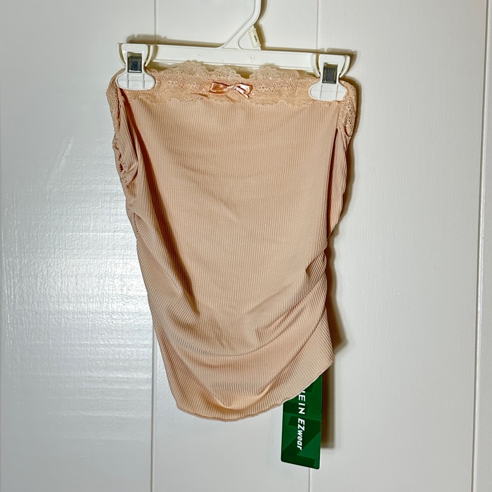 SHEIN Lace Trimmed Strapless Top in Nude